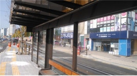 부산 BRT 헷갈리는 노선 안내도에 승객들 분통...정류장 표기 생략, 운행 방향 분간 어려워