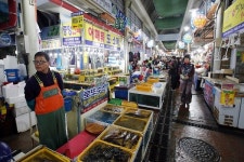 경상남도 전통시장 57곳, 국비 328억 원 지원받는다