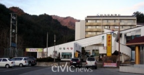 [장원호 박사의 그리운 대한민국]울진군 덕구온천에서 휴식을, 불영계곡의 불영사에서 안식을...