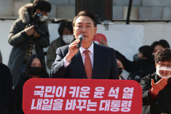 윤석열, 이재명·민주당 향한 공세 집중...중도층 표심 잡기