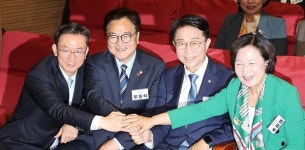 22대 첫 국회의장 4파전…추미애·조정식·우원식·정성호 경쟁