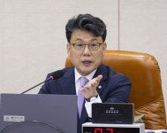 진성준 국방위원장 