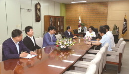 부산시회, 강서·사상 구청장들과 간담회… 해외산업시찰도