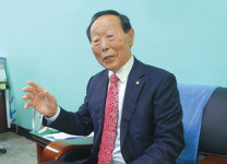 김봉철 대한노인회 전북 부안군지회장 사무국장 15년… 467개 경로당 속사정 훤히 꿰고 있어요