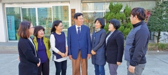 정일섭 대한노인회 경기 화성시지회장 4년째 선진지 견학에 사비 500만원…남 위해 쓰는 만큼 복 들어와