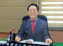 김지섭 대한노인회 충남 보령시지회장 독거노인 불의의 사고에 무방비… 동거동락생활방 더 늘리려 해