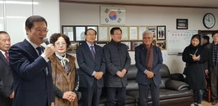 이용섭 광주시장, 대한노인회 광주북구지회 동림삼익경로당 방문