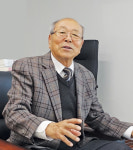 연훈흠 대한노인회 충북 증평군지회장 경로당 내 갈등 분위기 바꾸려 애써…요즘 단합 잘 돼
