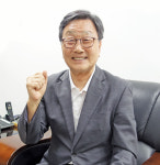 김용명 경기 성남시분당구지회장 취임 한 달 만에 경로당 회장 판공비 현실화…보람 느껴