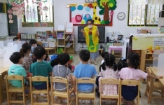 대한노인회 수원 장안구지회 유치원서 한자 교육 재능나눔 호평받아