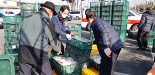 대한노인회 전북연합회, 경로당 어르신들에 하림 토종닭 나눔 행사