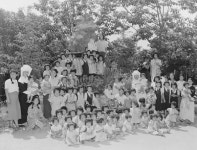 전쟁기념관 1952, 아주 보통의 나날들 전, 전쟁의 참화 속에도 삶은 계속되고 웃음꽃도 핀다