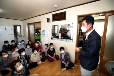 대한노인회 경북 포항시지회, 이강덕 포항시장과 경로당 스마트교육 현장 방문