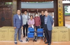 대한노인회 전북 부안군지회, 산림조합서 저소득층 노인에 보행보조차 100대 보급