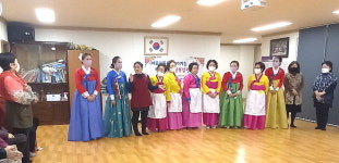 대한노인회 경남 창원시 창원지회 봉사단,찾아가는 공연으로 경로당 어르신께 힐링의 시간 선사