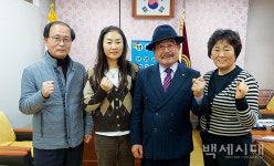 임의도 대한노인회 경북 칠곡군지회장 노인은 바뀌어야 해…인사 하나만 잘해도 어른 대접 받아