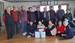 대한노인회 경기 안산시 상록구지회, 상록수경로당 방문 윷놀이 시상