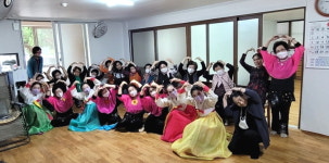 대한노인회 경남 창원시 창원지회, 무용봉사단 경로당 방문 공연