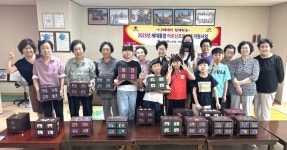 대한노인회 충남 서산시지회, 1·3세대가 함께하는 공예 프로그램 진행