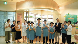 서울시 초록기억카페 1호점 문열어…40~50대 초로기 치매 환자들, 채소 기르고 카페 운영