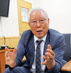 대한노인회 대전 유성구지회, 유성구 지원 아래 전국 최초로 스마트경로당 안착…스마트경로당 성공은 고뇌·실험의 산물