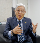 송덕규 대한노인회 강원 춘천시지회장 시간 가는 줄 모르는, 즐거운 경로당으로 만들겠다
