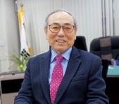 권창주 대한노인회 경기 성남시중원구지회장 경로당 회장, 군림하는 자리 아냐… 베풀고 봉사하겠다는 마음 가져야