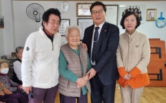 대한노인회 경기 시흥시지회 김연규 지회장, 설 명절 맞아 경로당 순회 방문