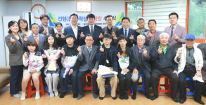 대한노인회 대전 중구지회 미르마을A경로당, 가정의 달 맞아 선행학생 표창장 수여식