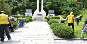 대한노인회 충남 예산군지회 예산읍2분회 활기찬봉사단, 환경정화 활동 실시