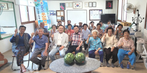 대한노인회 충남 아산시지회, 무더위쉼터 경로당 20개소를 방문해 살피고 수박 전달