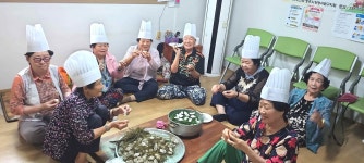 대한노인회 충북 청주시 상당서원구지회, 추석맞이 송편 만들기 프로그램
