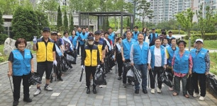 대한노인회 경기 평택시지회 고덕하늘채시그니처A 경로당, 아파트 환경정화의 날 운영