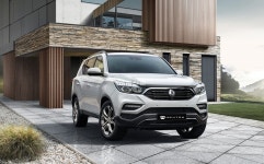 초반 인기 급상승 G4 렉스턴 롱런할까?