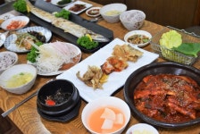 서귀포 쇠소깍에 갈치조림 맛집이? 탐라갈치, 연말 갈치요리의 진수를 보여주다!