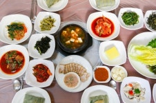 전통 있는 공간 부여 맛집 향우정 연초 단체손님에게 인기