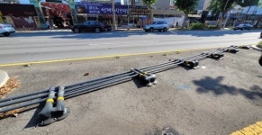 대구 폭염에 또 쓰러진 중앙분리대