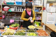 초여름 경주여행, 경주역, 성동시장 맛집에서 느끼는 어머니의 따뜻한 밥상