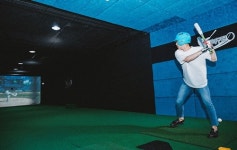 VR게임 강세 스크린스포츠, 스크린야구 리얼야구존의 경쟁력은?