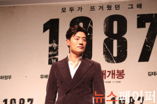 [영화人] "1987", 이희준 배우 "실제 기자님의 기사 많이 찾아봐"
