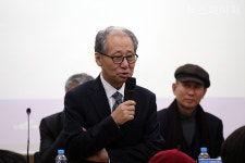 [포토] 황현산, 예술현장 대토론회 참여. 행사 함께하고 청중과 식사까지..