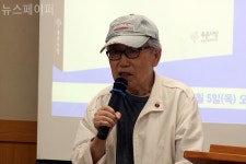 자기애에서 사회로 뻗어나간 대상애, 유순예 시집 호박꽃 엄마 출판기념회 성료
