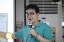 예지책방, 유준재 작가와 민찬기 소장과의 만남 유준재 작가님 & 그림책 공작소 성료