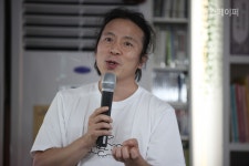 예지책방, 유준재 작가와 민찬기 소장과의 만남 유준재 작가님 & 그림책 공작소 성료