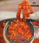 2TV 생생정보 산낙지볶음 맛집 위치는?...흰 쌀밥 위에 콩나물과 함께 먹는 낙지볶음, 침샘자극 끝판왕