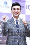 [포토] KBS 김선근 아나운서, 오늘의 MC 이자 출연자입니다! (KBS 왕자e게임)