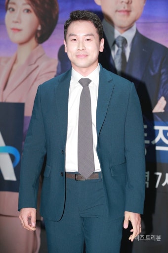 [포토] 김진 앵커, 돌직구 기대하세요! (뉴스A 개편 기자간담회)