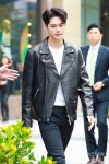 [포토] 옹성우, 패션리더는 역시 가죽자켓이지~! (아틀리에 코롱)