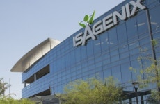 아이사제닉스 인터내셔널, 지자 인터내셔널 공식 인수합병