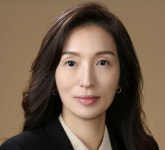 [CEO뷰] 보여주기 아닌 실행…성래은 부회장이 키운 영원무역 ESG